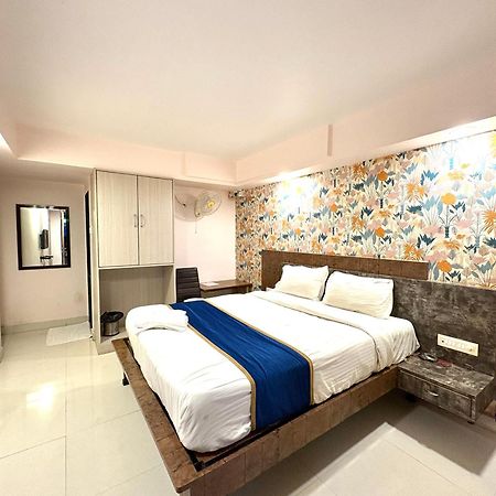 Hotel Laxmi Residency 罗纳瓦拉 外观 照片