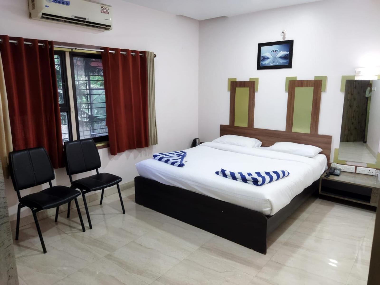 Hotel Laxmi Residency 罗纳瓦拉 外观 照片