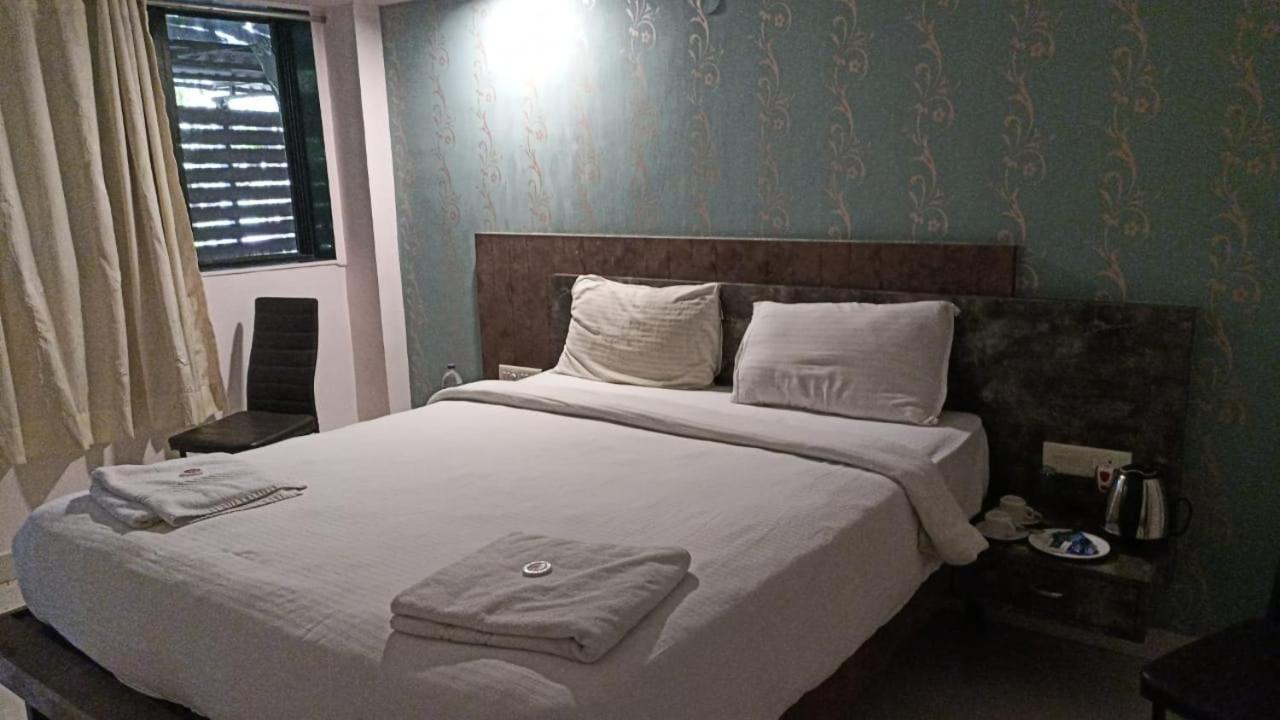 Hotel Laxmi Residency 罗纳瓦拉 外观 照片