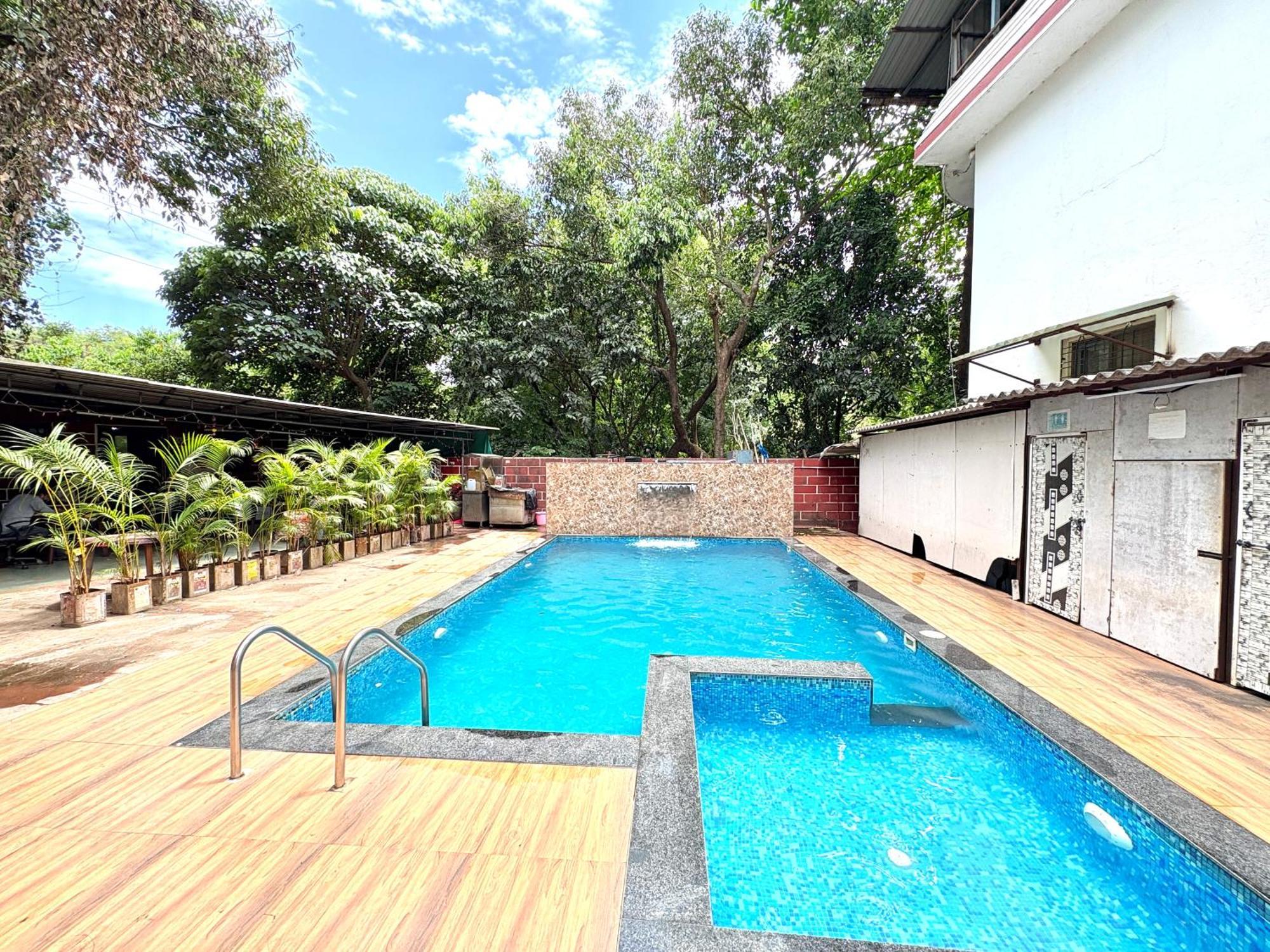Hotel Laxmi Residency 罗纳瓦拉 外观 照片
