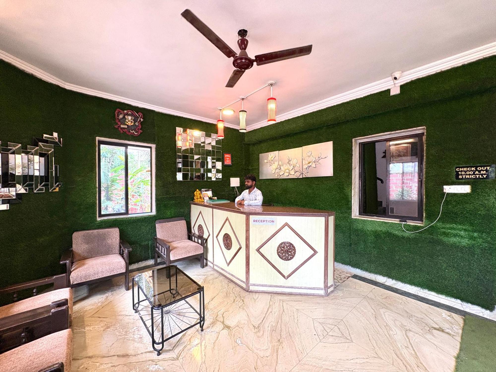 Hotel Laxmi Residency 罗纳瓦拉 外观 照片