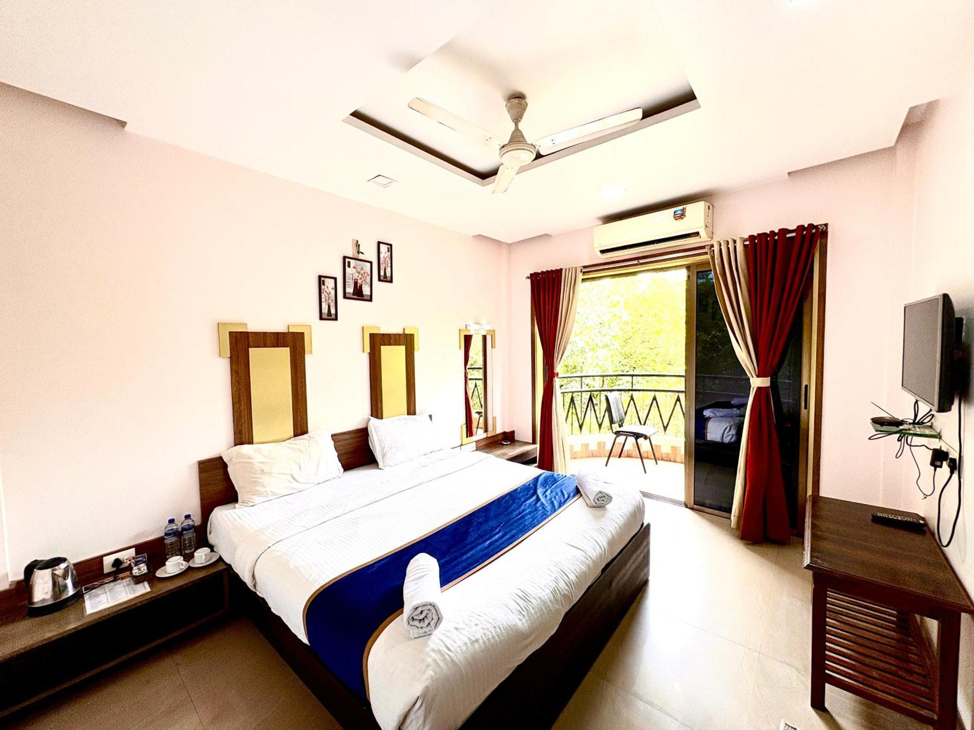 Hotel Laxmi Residency 罗纳瓦拉 外观 照片